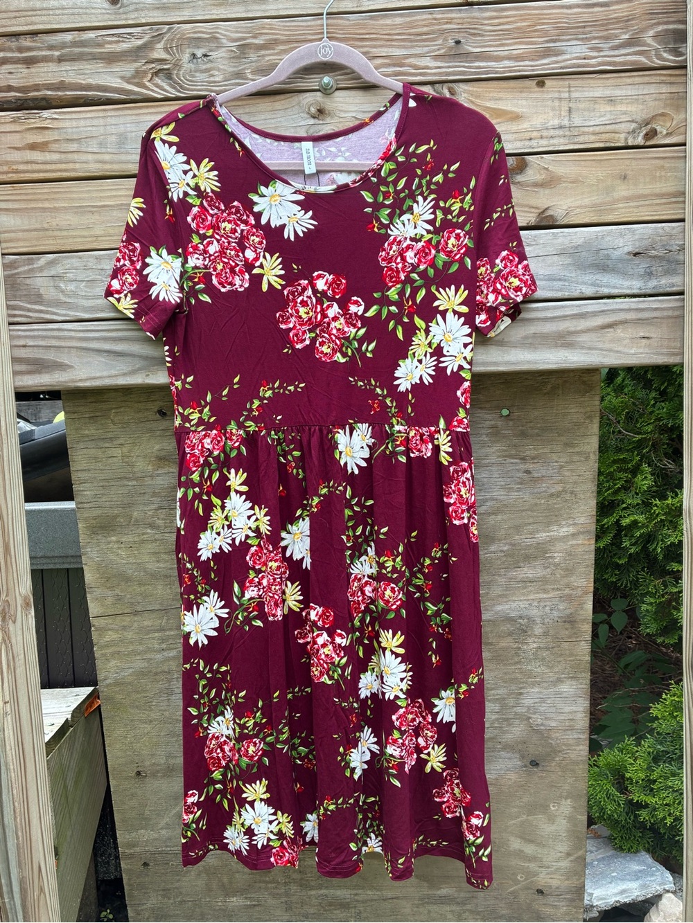 DB Moon Burgundy Floral Short Sleeve Dress with Pockets Size Large NWT